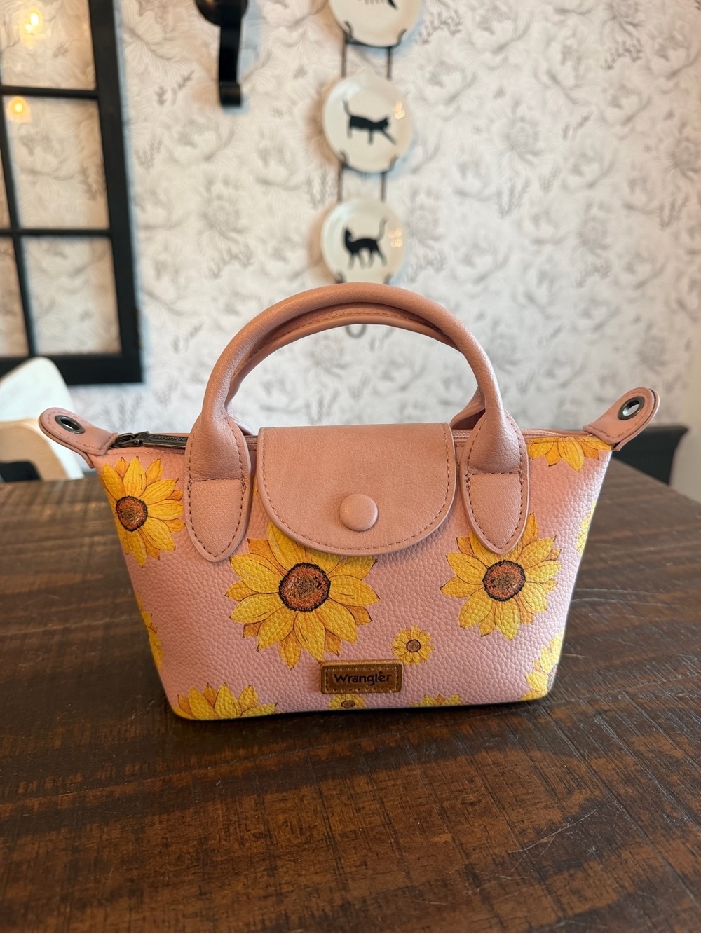 Wrangler Pink Mini Sunflower Satchel EUC Crossbody Strap Included